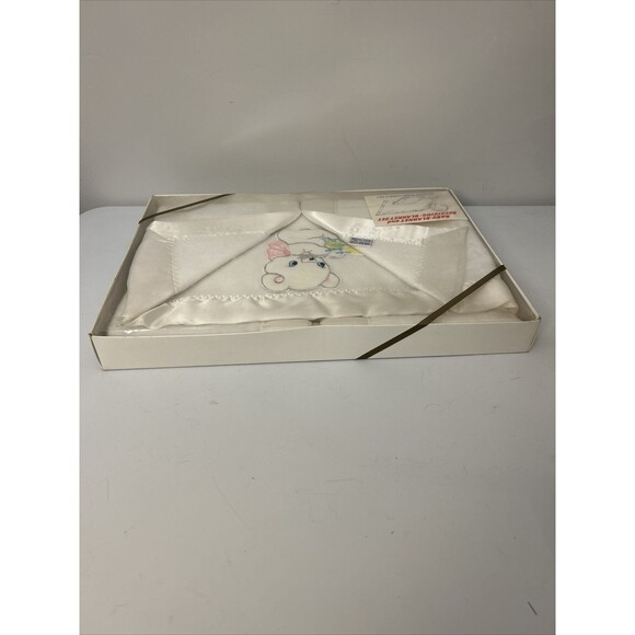 Quiltex Vintage Bear Baby Blanket Silky Edge Satin Printed Binding NOS USA Boxed - Picture 9 of 9